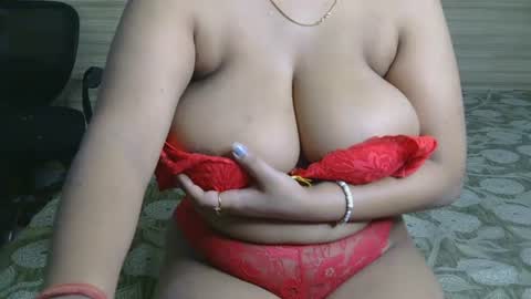 Snapshot of dolly_2 chatting on March 2, 10:35 am dolly_2 online show from March 2, 10:35 am