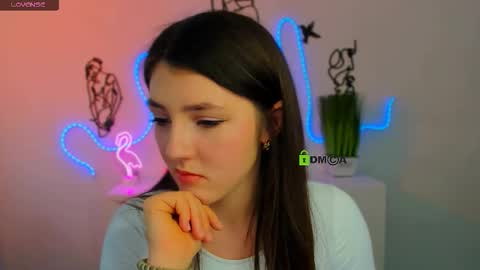 dolly_sunshine online show from March 10, 12:43 pm