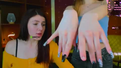 dolly_sunshine online show from April 23, 12:29 pm