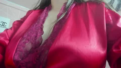 Call me Zoe  online show from January 13, 4:40 am