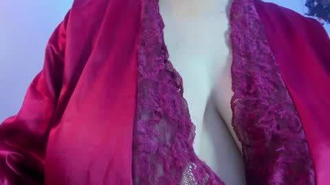 Snapshot of dolly_zoe chatting on June 11, 5:49 am Call me Zoe online show from June 11, 5:49 am