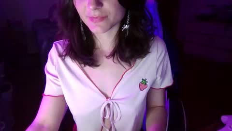 Snapshot of dollydrips chatting on January 17, 3:22 am dollydrips online show from January 17, 3:22 am