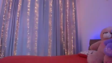 Snapshot of dollyiaa chatting on May 10, 2:50 am Dollya online show from May 10, 2:50 am