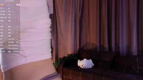 Snapshot of dollymelissa chatting on February 18, 6:37 pm Vikky online show from February 18, 6:37 pm