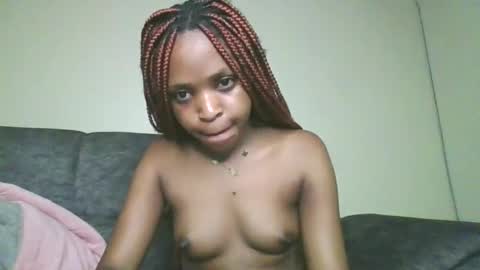 kadolly online show from April 5, 2:03 pm