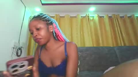 Snapshot of dollythegirl chatting on May 18, 2:51 am kadolly online show from May 18, 2:51 am