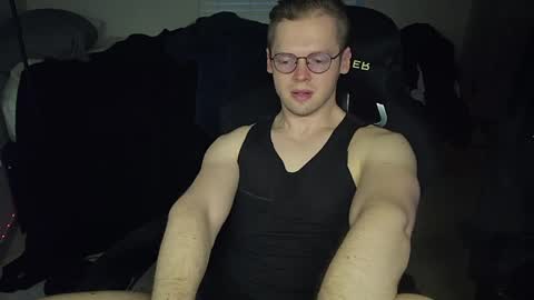 Snapshot of doloresman chatting on May 14, 2:18 am doloresman online show from May 14, 2:18 am
