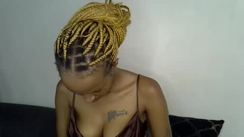 dolsexy online show from May 4, 5:36 am