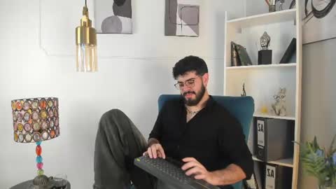 Snapshot of domboy_ chatting on June 14, 8:00 pm domboy online show from June 14, 8:00 pm
