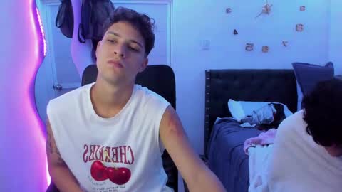 Snapshot of domi_master chatting on January 4, 8:59 pm MASTER online show from January 4, 8:59 pm