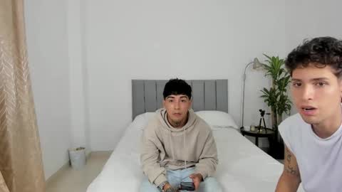 Snapshot of domi_master chatting on February 23, 1:46 am MASTER online show from February 23, 1:46 am