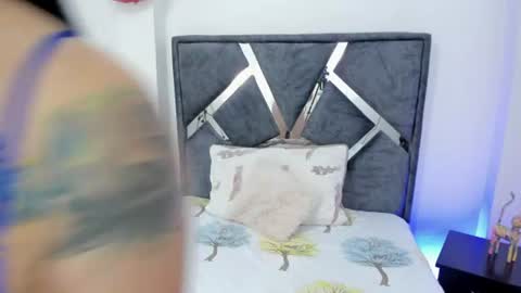 domi  online show from July 22, 12:08 pm