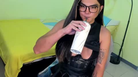 ANGELA online show from July 1, 8:41 pm