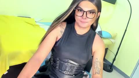 ANGELA online show from July 5, 4:52 am