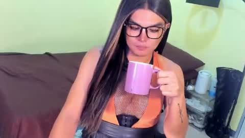 ANGELA online show from August 3, 2:21 am