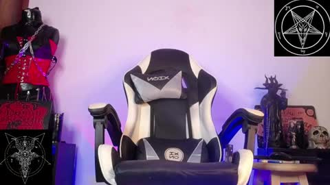 Lilith online show from November 26, 6:36 am