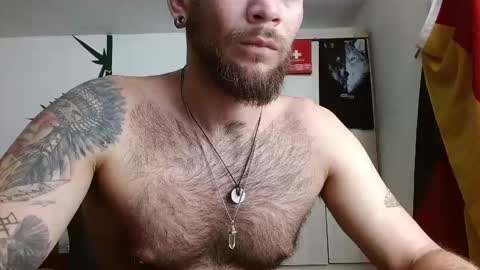 Logan - INDEPENDET MODEL online show from March 4, 3:18 pm