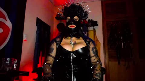 Snapshot of dominatrixblue chatting on January 24, 5:21 pm Dom Blue online show from January 24, 5:21 pm