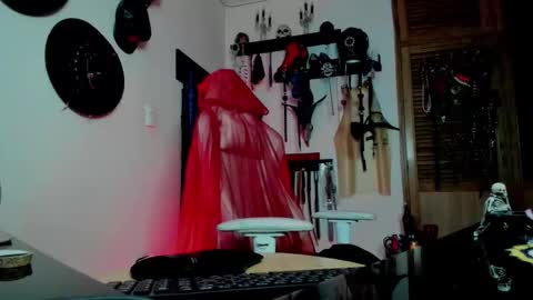 Snapshot of dominatrixblue chatting on January 9, 7:37 pm Dom Blue online show from January 9, 7:37 pm