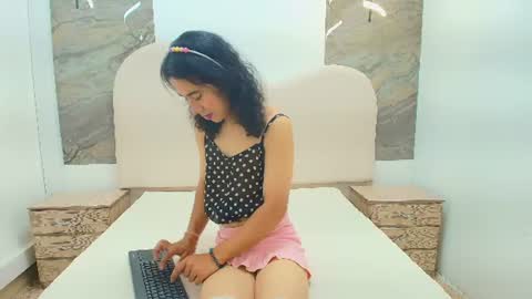 Snapshot of dominic_black0 chatting on July 13, 7:27 pm Dominic online show from July 13, 7:27 pm