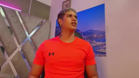 DOMI online show from May 1, 3:44 am