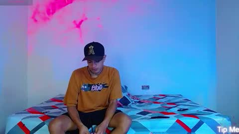 Snapshot of dominic_hanks chatting on November 3, 6:03 am DOMINIC AND ANDREW online show from November 3, 6:03 am