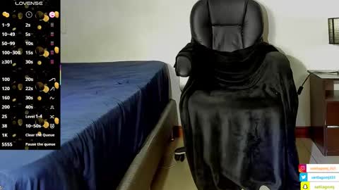 SANTI  independent model online show from March 13, 2:40 am