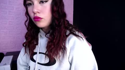   online show from November 7, 12:05 pm