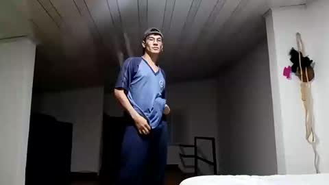 Snapshot of dominic_radccliffe chatting on January 11, 1:37 am Your real love online show from January 11, 1:37 am