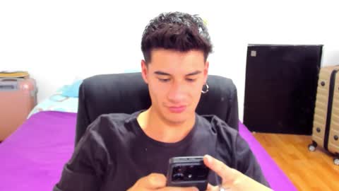 Snapshot of dominic_radccliffe chatting on October 12, 6:07 pm Your real love online show from October 12, 6:07 pm