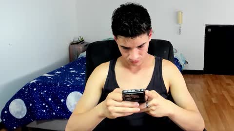 Snapshot of dominic_radccliffe chatting on November 17, 7:30 pm Your real love online show from November 17, 7:30 pm