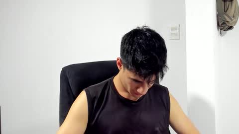 Snapshot of dominic_radccliffe chatting on February 20, 1:13 am Your real love online show from February 20, 1:13 am