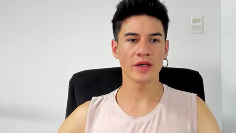 Snapshot of dominic_radccliffe chatting on February 21, 5:36 pm Your real love online show from February 21, 5:36 pm