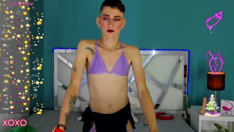 Dominic online show from December 20, 2:38 pm