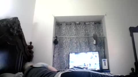 Snapshot of dominicanorico chatting on May 13, 10:06 pm luis online show from May 13, 10:06 pm