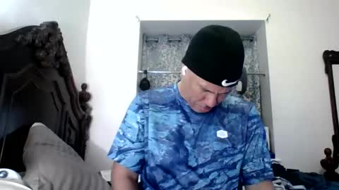 Snapshot of dominicanorico chatting on June 11, 2:11 am luis online show from June 11, 2:11 am