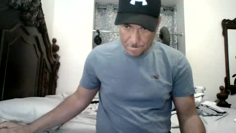 luis online show from August 6, 7:21 am