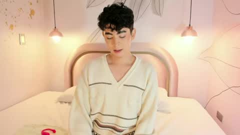Snapshot of dominicjay_ chatting on July 11, 8:22 pm DOMINIC online show from July 11, 8:22 pm