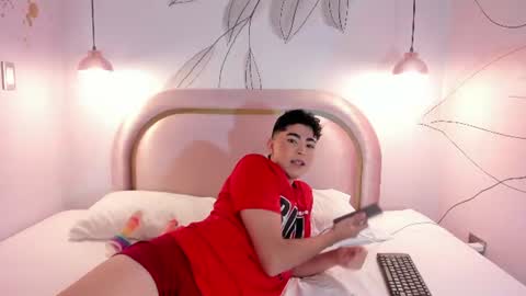 Snapshot of dominicjay_ chatting on July 19, 8:12 pm DOMINIC online show from July 19, 8:12 pm