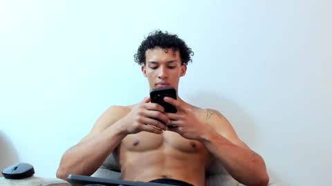 Dominick Star online show from December 13, 7:15 am