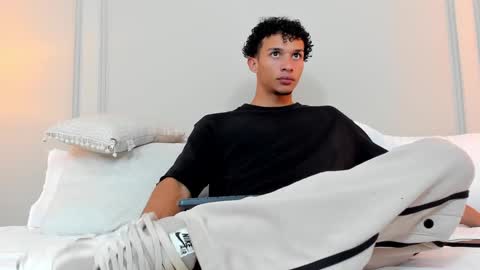 Dominick Star online show from December 17, 3:39 am