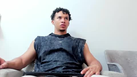 Dominick Star online show from February 1, 4:35 am