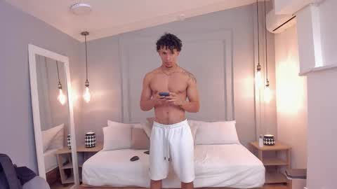 Dominick Star online show from October 4, 4:32 am