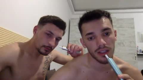 Snapshot of dominicvalente chatting on May 30, 10:29 pm dominicvalente online show from May 30, 10:29 pm