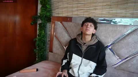 Dominik online show from March 25, 12:11 pm