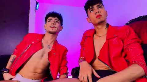 Snapshot of dominikeclipsex chatting on September 12, 9:42 am Dominik Eclipse  online show from September 12, 9:42 am