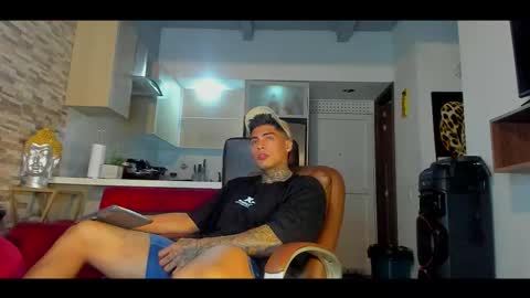 Only fans Ronnie col---InstaRonniecolleman  online show from October 27, 1:53 am