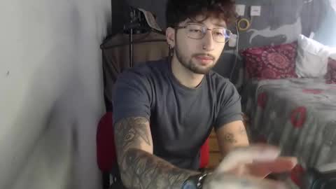 dominus_kane online show from November 14, 8:18 pm