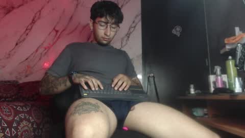 Snapshot of dominus_kane chatting on May 23, 3:34 am dominus_kane online show from May 23, 3:34 am