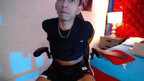 dominusblack online show from March 18, 5:21 am